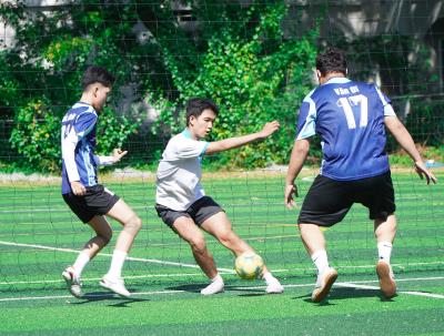Sinh viên CTIM sôi nổi tranh tài tại vòng bảng Giải bóng đá chào mừng Ngày Nhà giáo Việt Nam 20/11